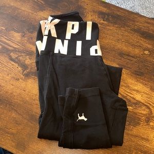 VS Pink leggings
